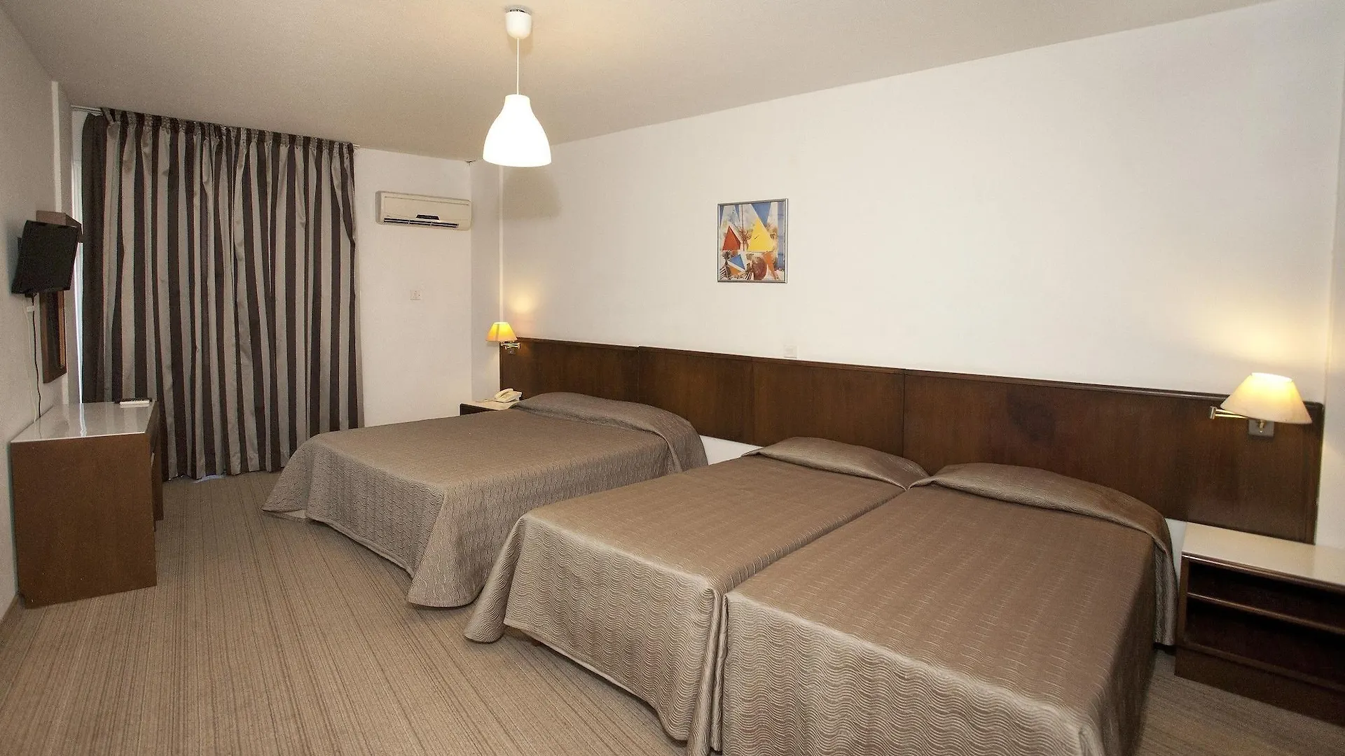 Aparthotel Blazer Residence Larnaca